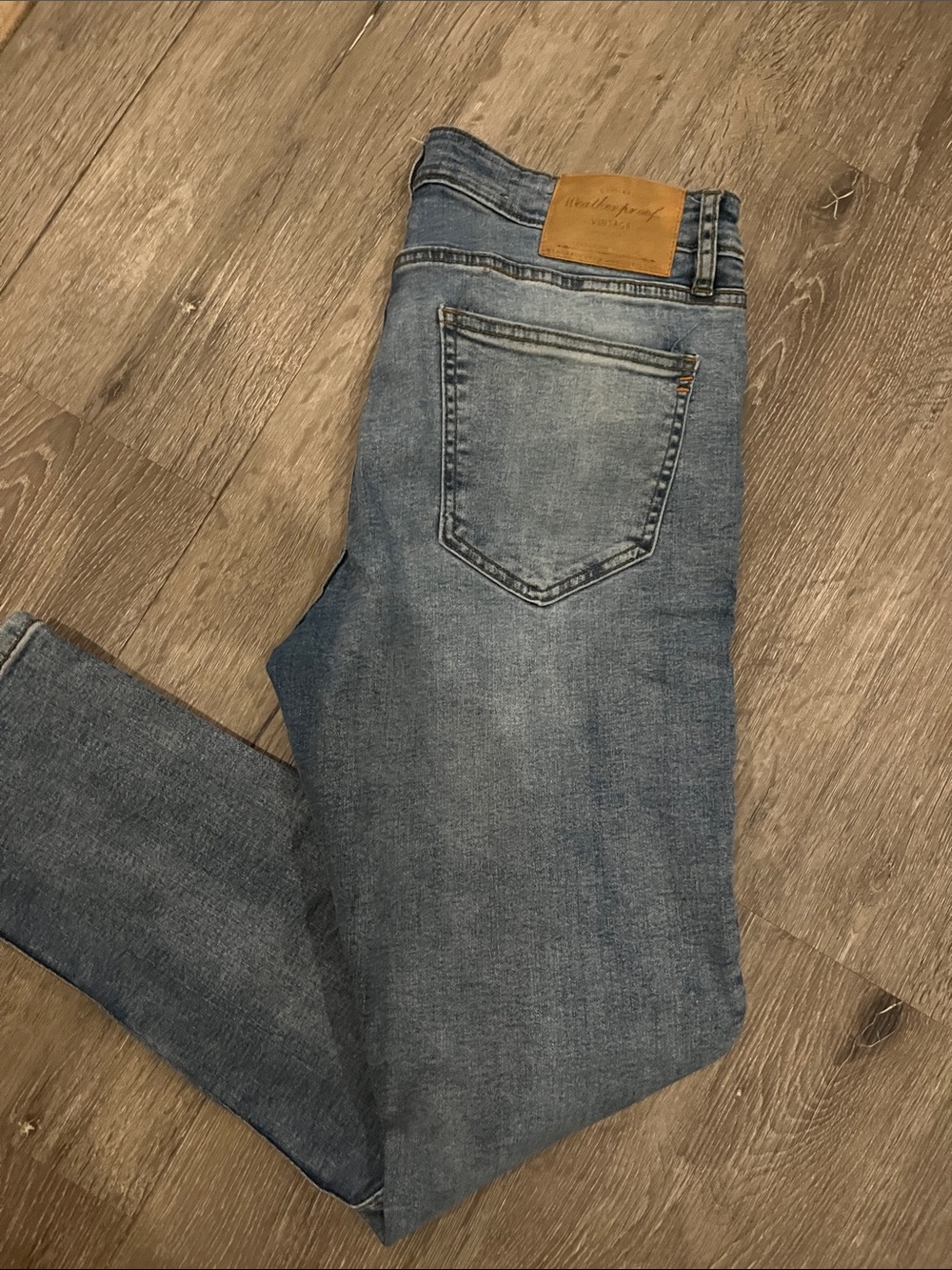 Slim Men’s Jeans in Light Blue Wash